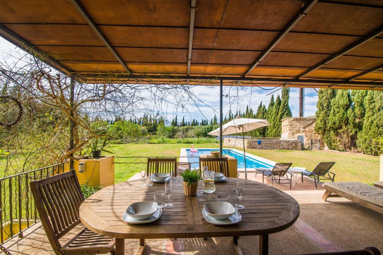 TRAUMHAFTE FAMILIEN-FINCA - 8 Gäste, Pool, Pferde&Hühner, Ruhe&Privatsphäre Villa Sa Pobla Exterior foto