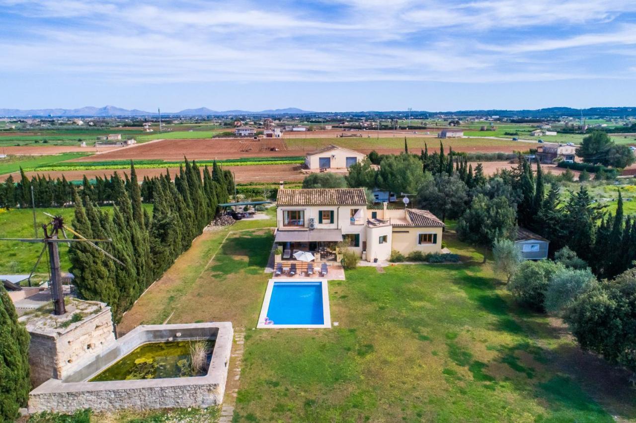 TRAUMHAFTE FAMILIEN-FINCA - 8 Gäste, Pool, Pferde&Hühner, Ruhe&Privatsphäre Villa Sa Pobla Exterior foto